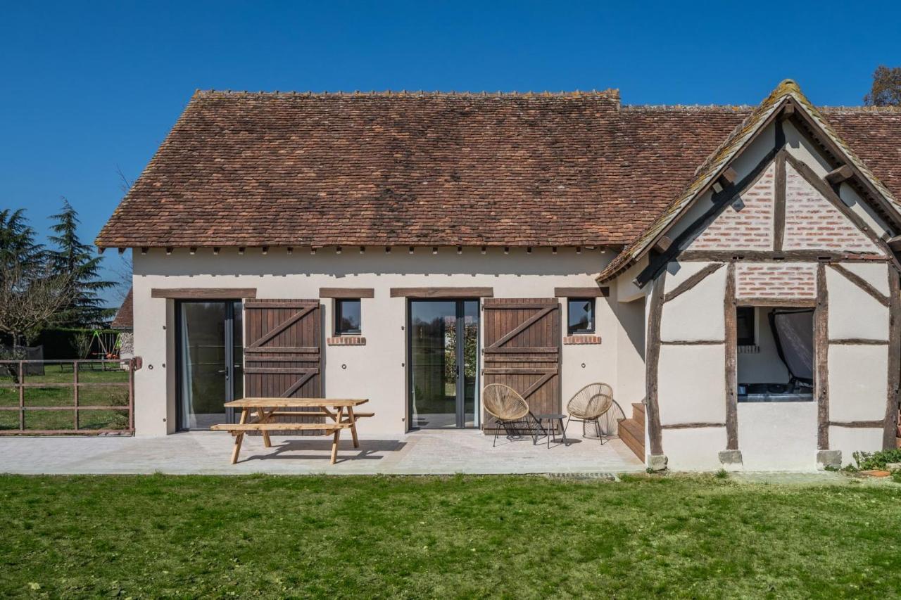 La Grange De Leonie, Chambres D'Hotes Avec Piscine Et Spa Mery-sur-Cher Exterior photo